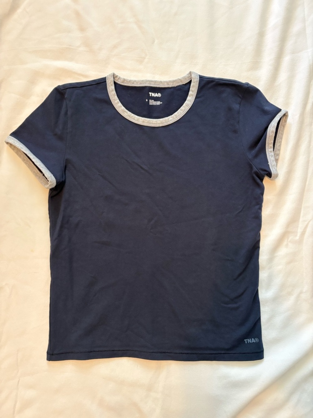 Aritzia TNA Hold-it Roam Tshirt